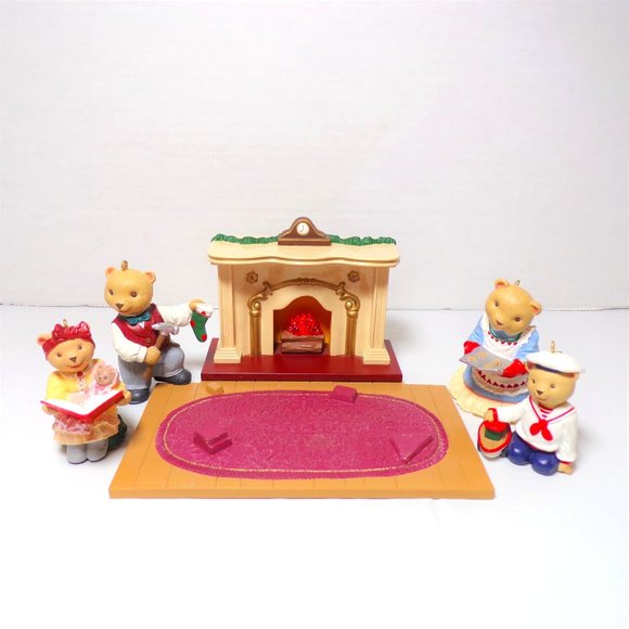 Hallmark The Bearingers Victoria Circle Bear Family 5 Ornaments Christmas 1993 - Picture 1 of 16